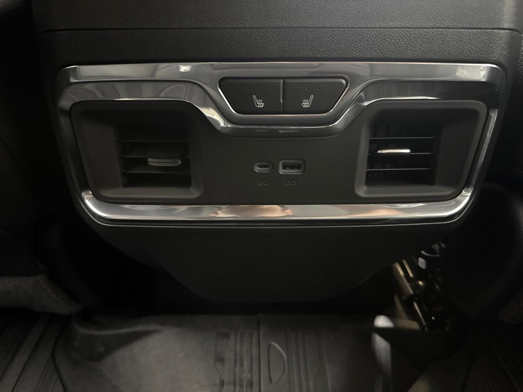 2026 GMC Sierra 2500HD Denali