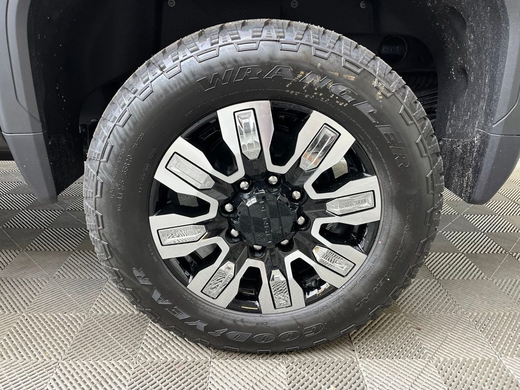 2026 GMC Sierra 2500HD Denali