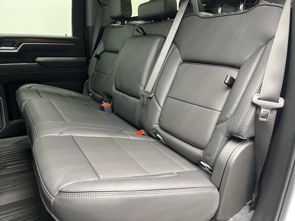 2026 GMC Sierra 2500HD Denali