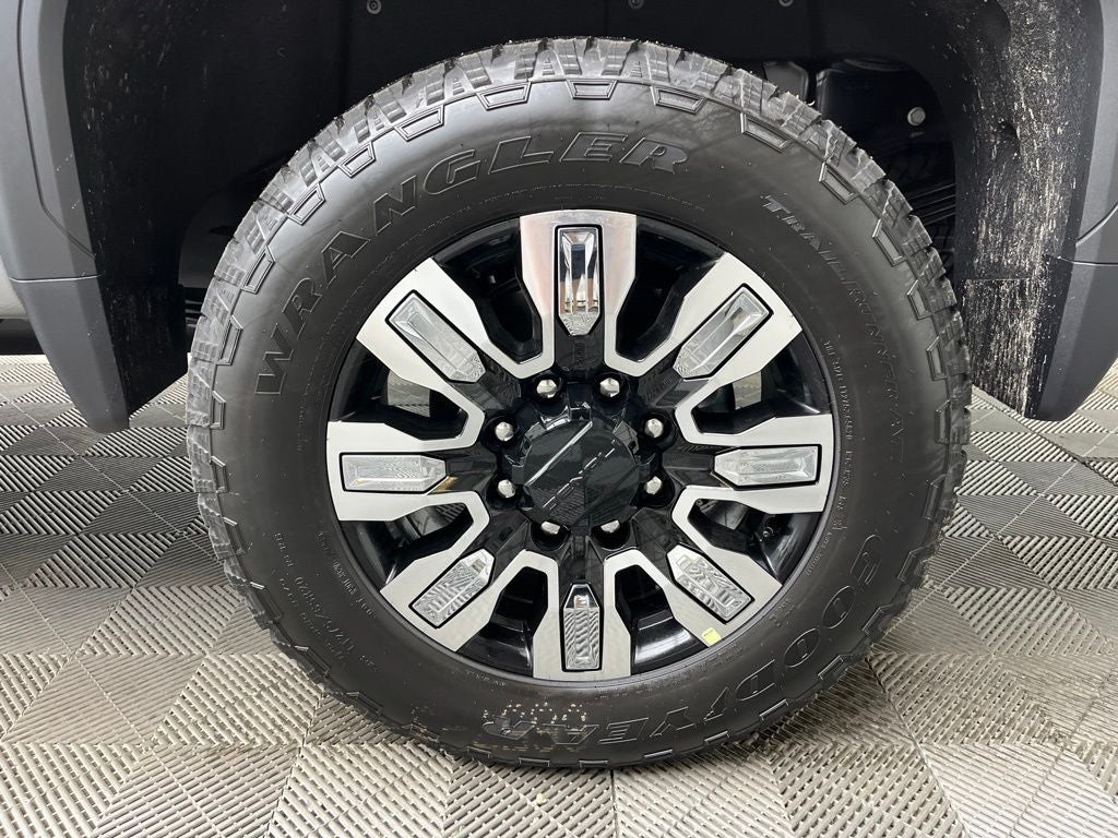2026 GMC Sierra 2500HD Denali