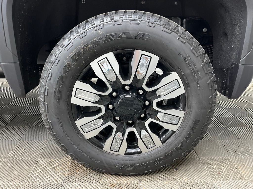 2026 GMC Sierra 2500HD Denali