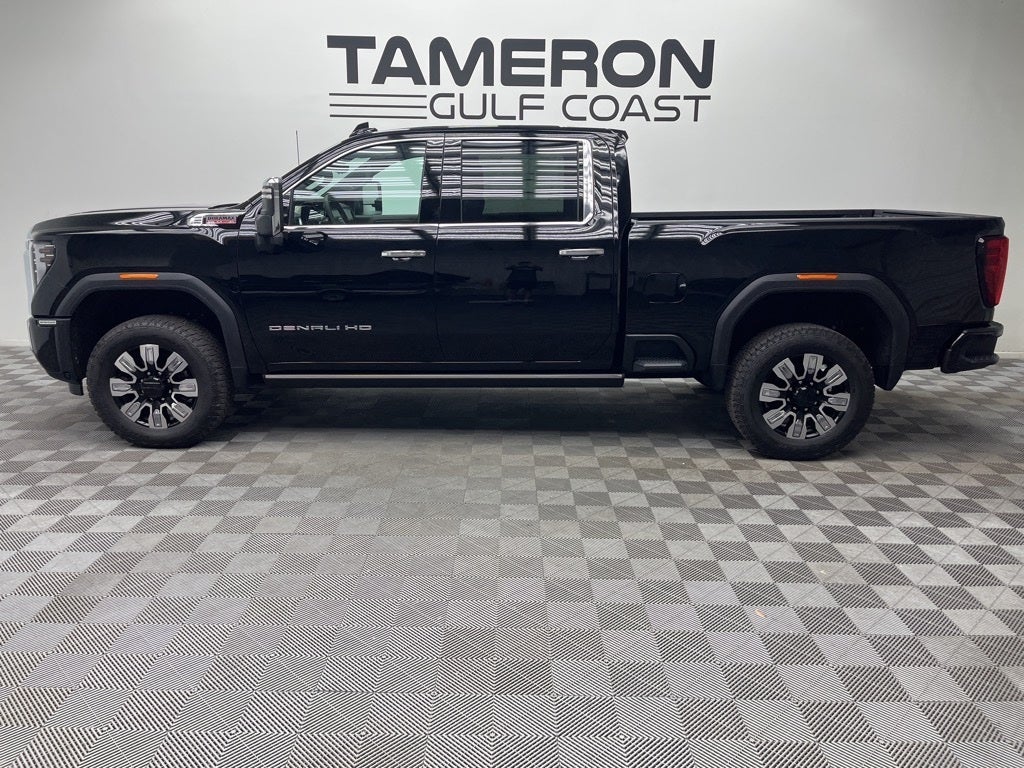 2025 GMC Sierra 2500HD Denali