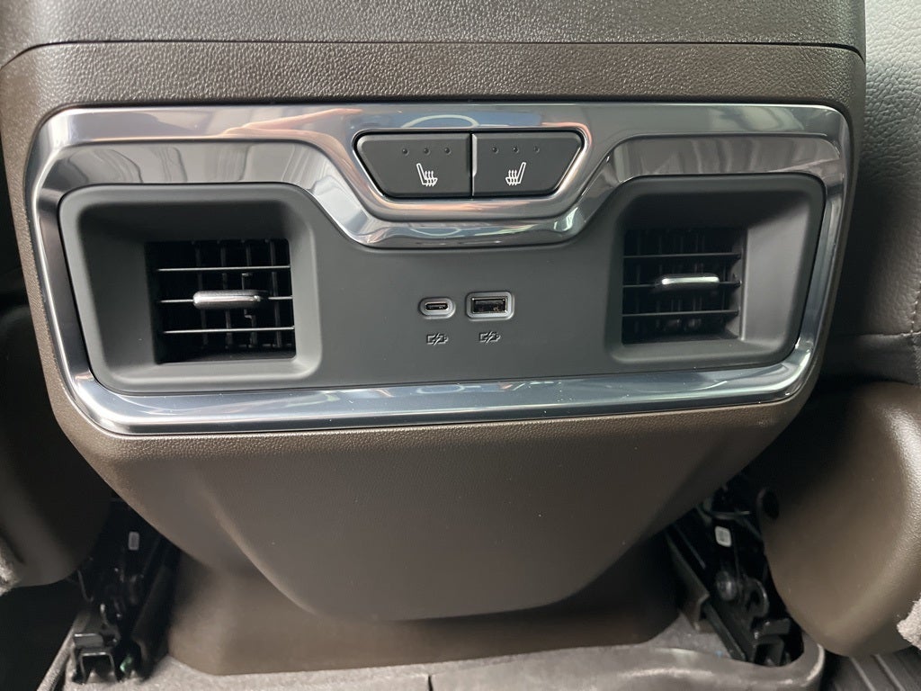 2026 GMC Sierra 2500HD Denali