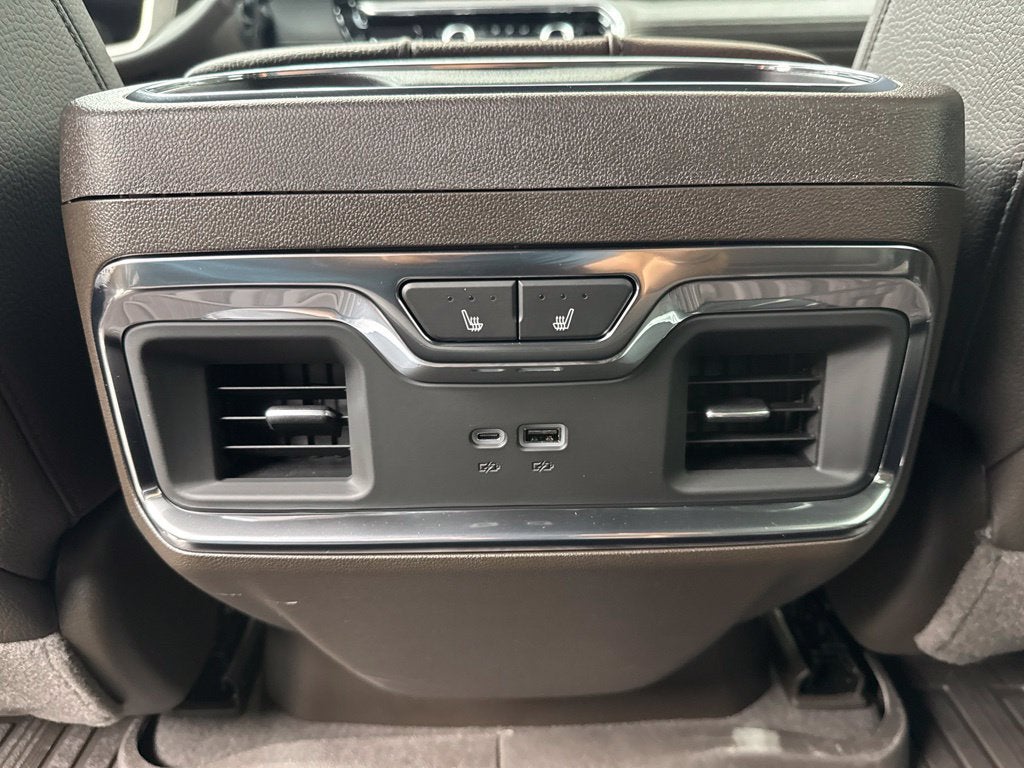 2026 GMC Sierra 2500HD Denali
