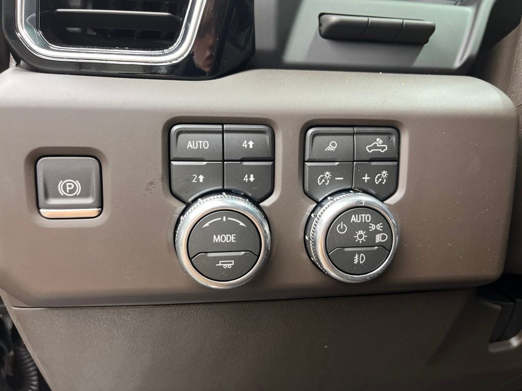 2026 GMC Sierra 2500HD Denali