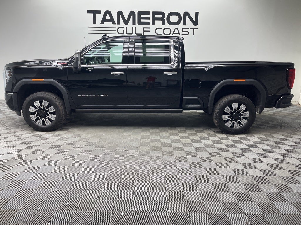 2025 GMC Sierra 2500HD Denali