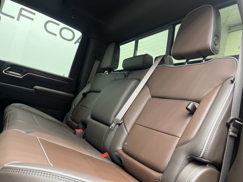 2025 GMC Sierra 2500HD Denali