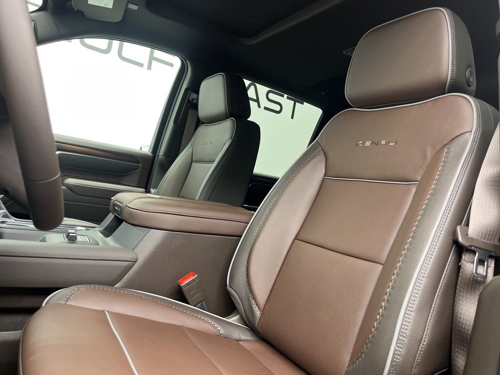 2025 GMC Sierra 2500HD Denali