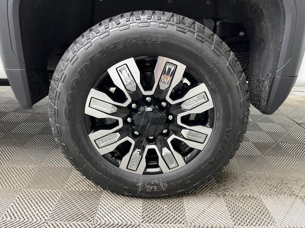 2026 GMC Sierra 2500HD Denali