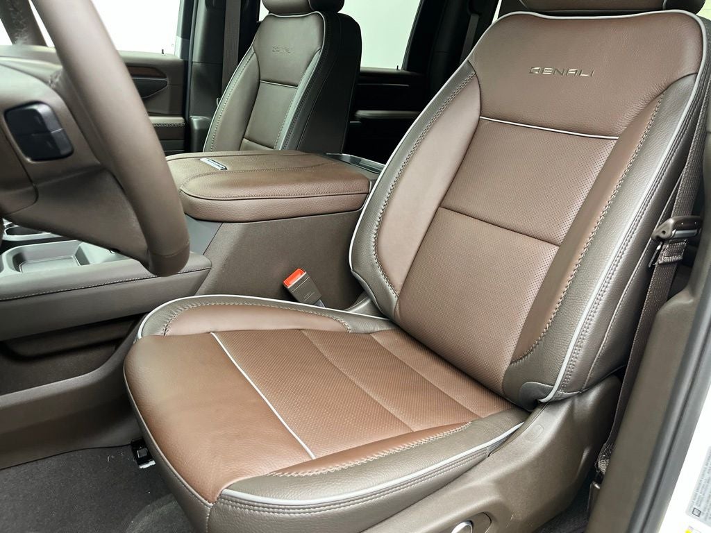 2026 GMC Sierra 2500HD Denali