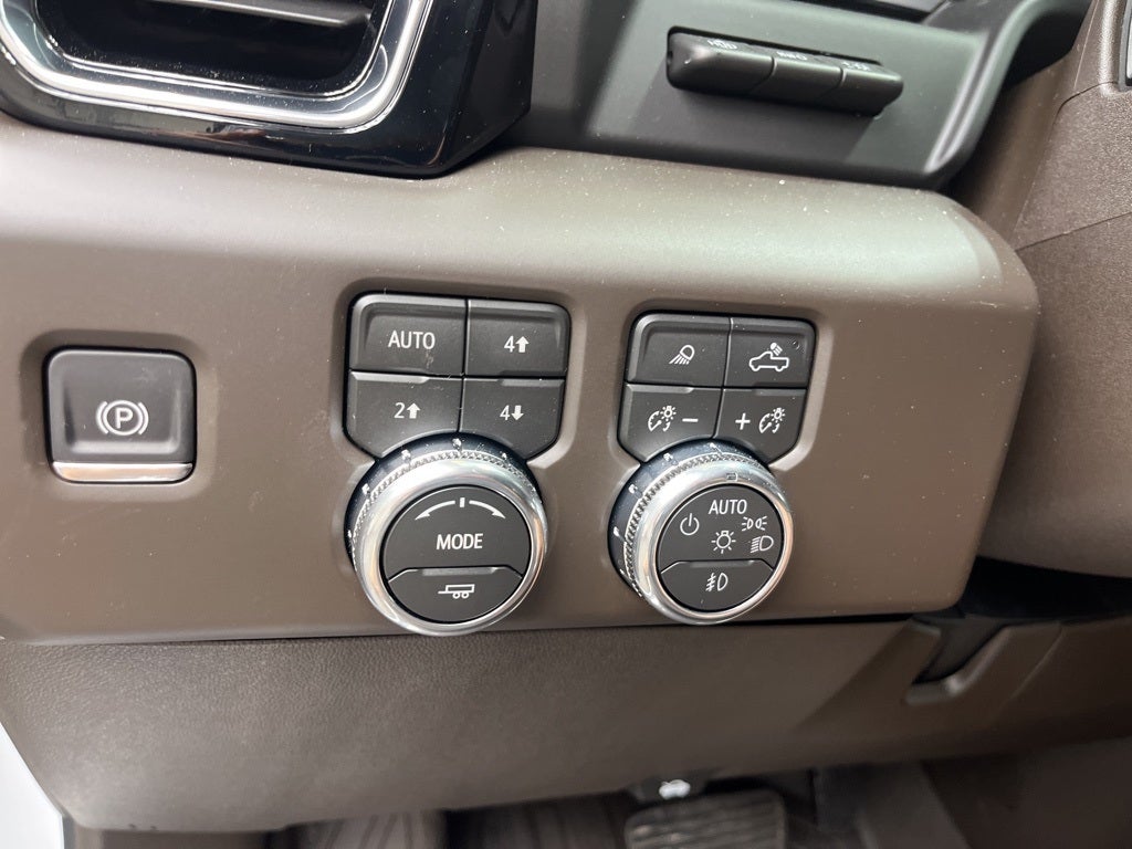 2026 GMC Sierra 2500HD Denali