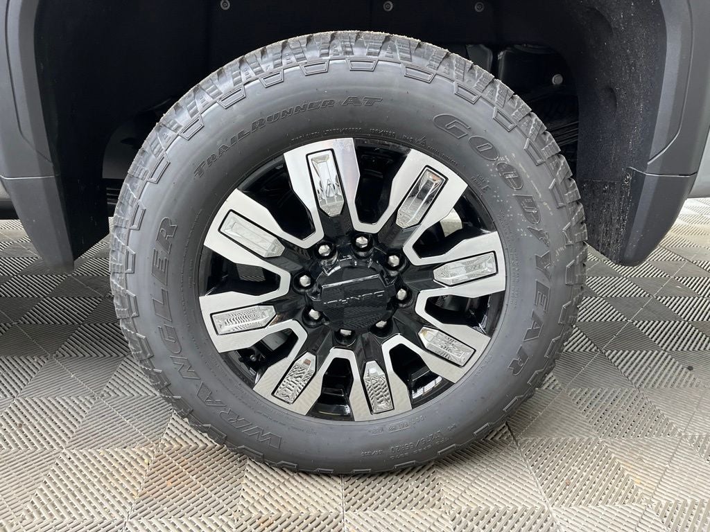 2026 GMC Sierra 2500HD Denali