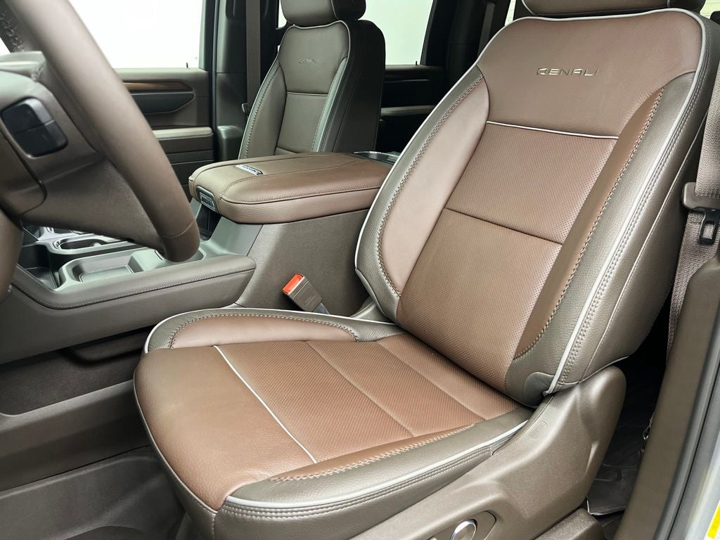 2026 GMC Sierra 2500HD Denali