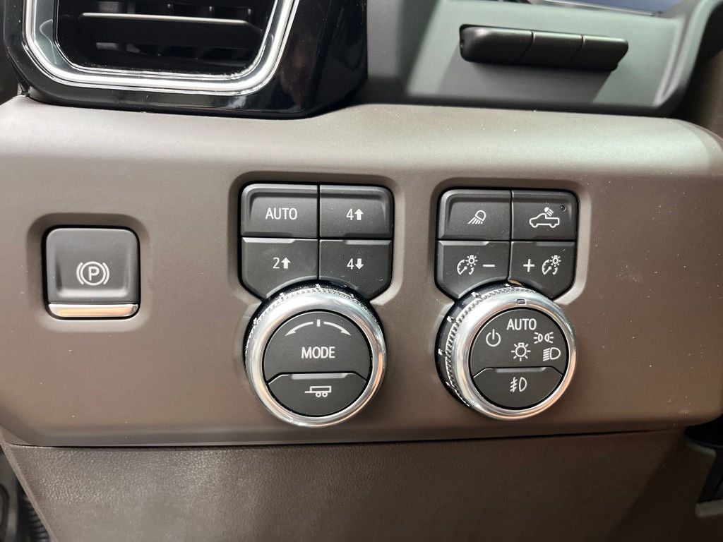 2026 GMC Sierra 2500HD Denali