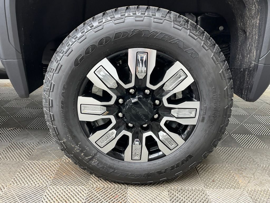 2026 GMC Sierra 2500HD Denali