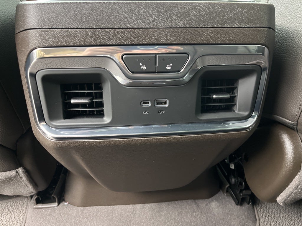 2026 GMC Sierra 2500HD Denali