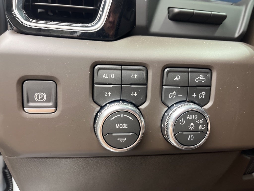 2026 GMC Sierra 2500HD Denali