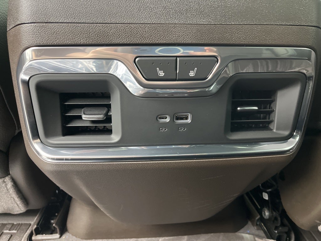 2026 GMC Sierra 2500HD Denali