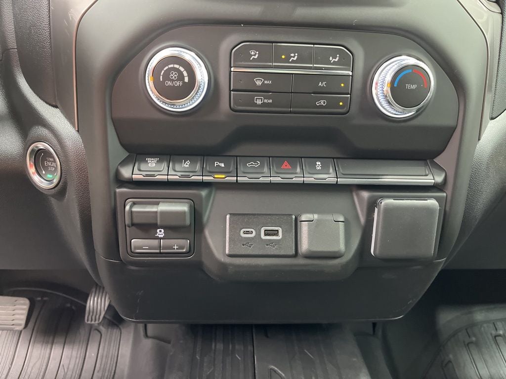 2026 GMC Sierra 3500HD Pro
