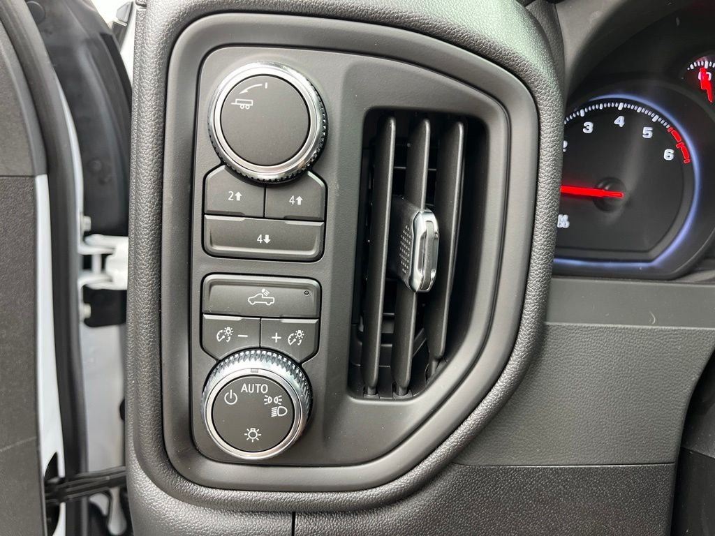 2026 GMC Sierra 2500HD Pro