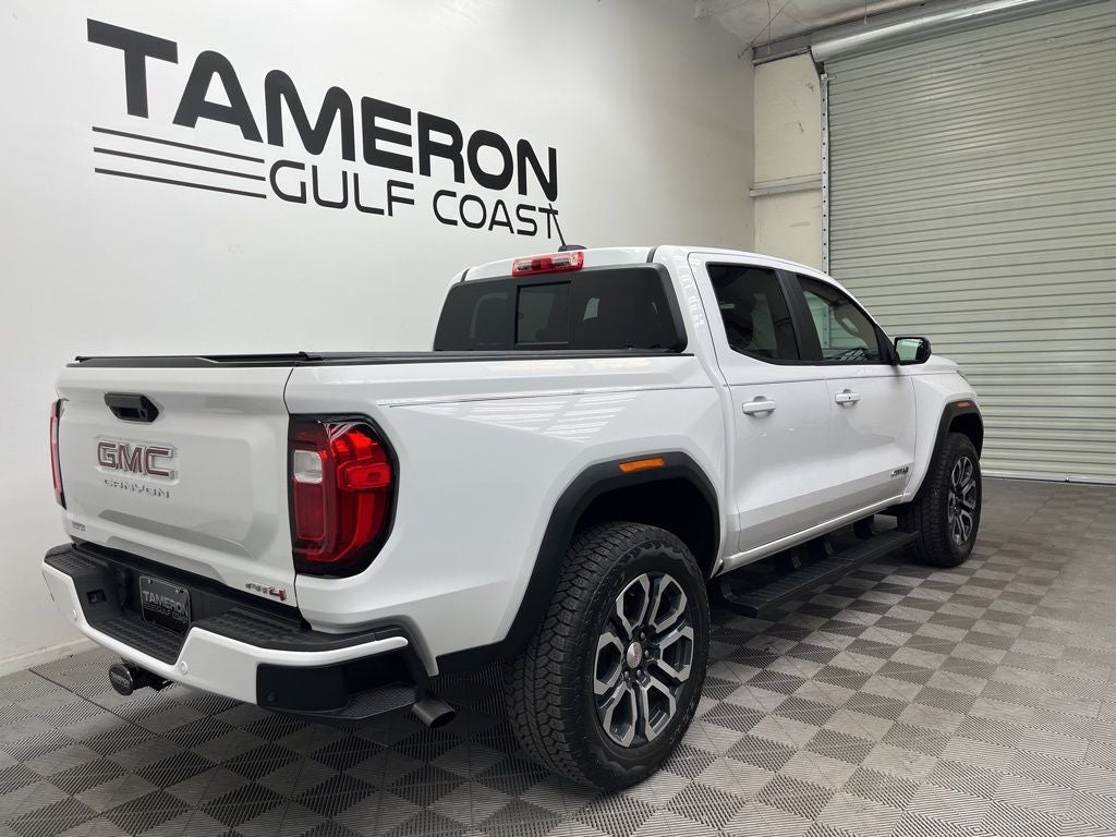 2024 GMC Canyon AT4