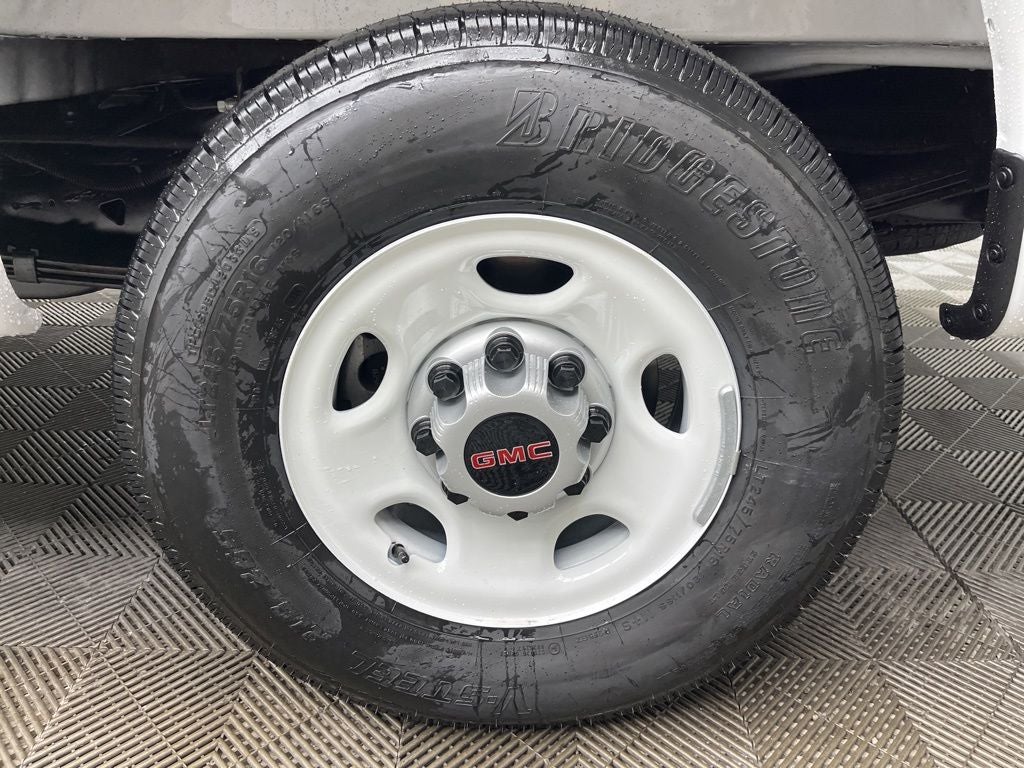 2026 GMC Savana 2500 Work Van