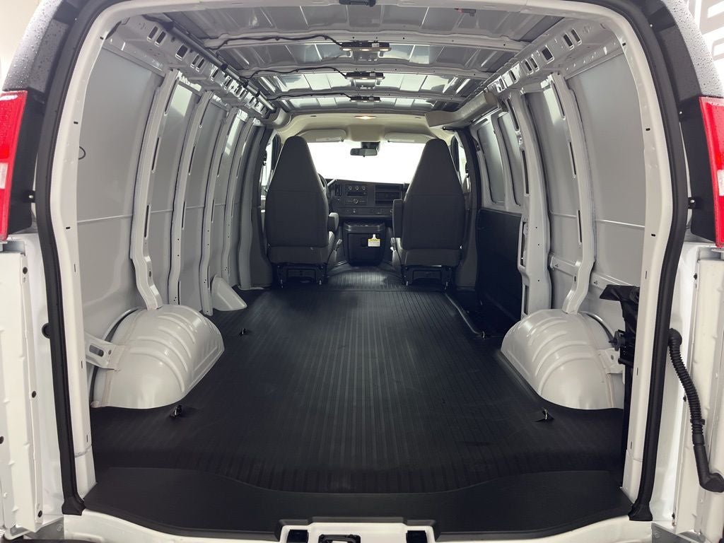 2026 GMC Savana 2500 Work Van