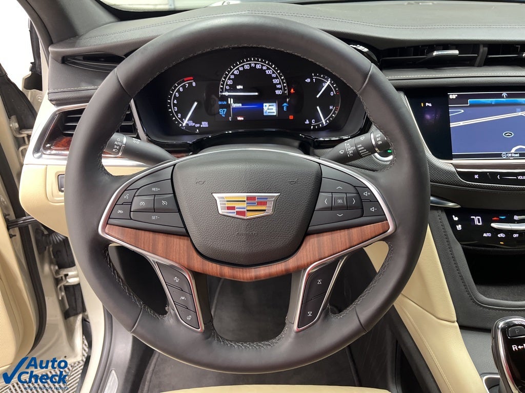 2017 Cadillac XT5 Premium Luxury