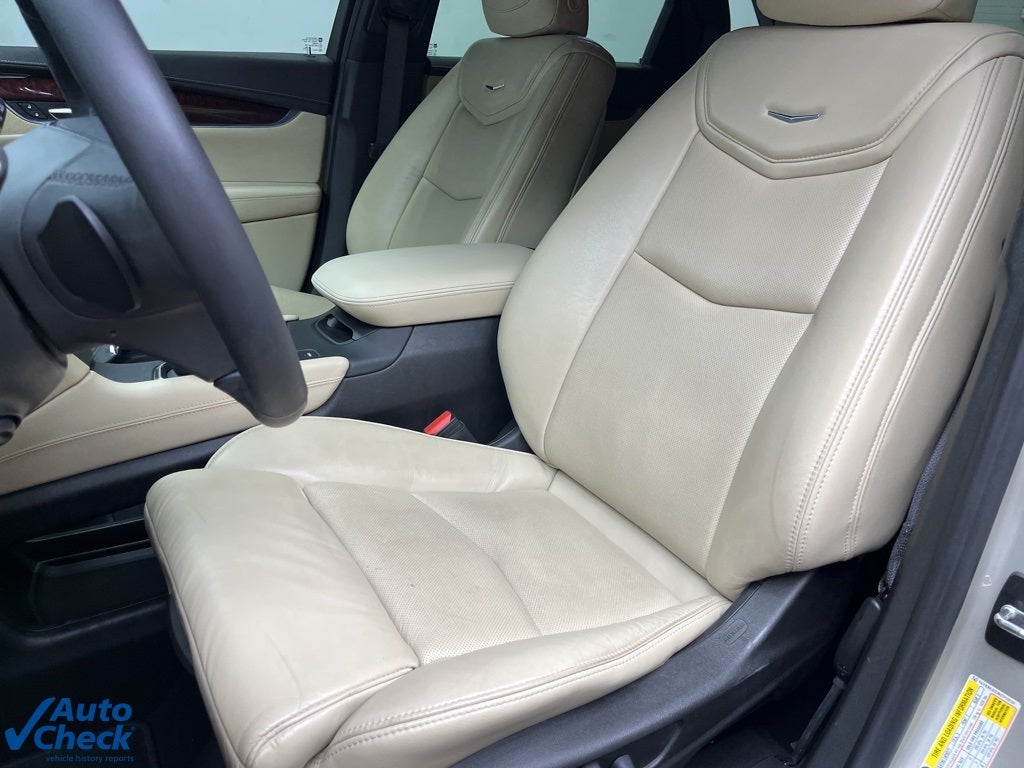 2017 Cadillac XT5 Premium Luxury