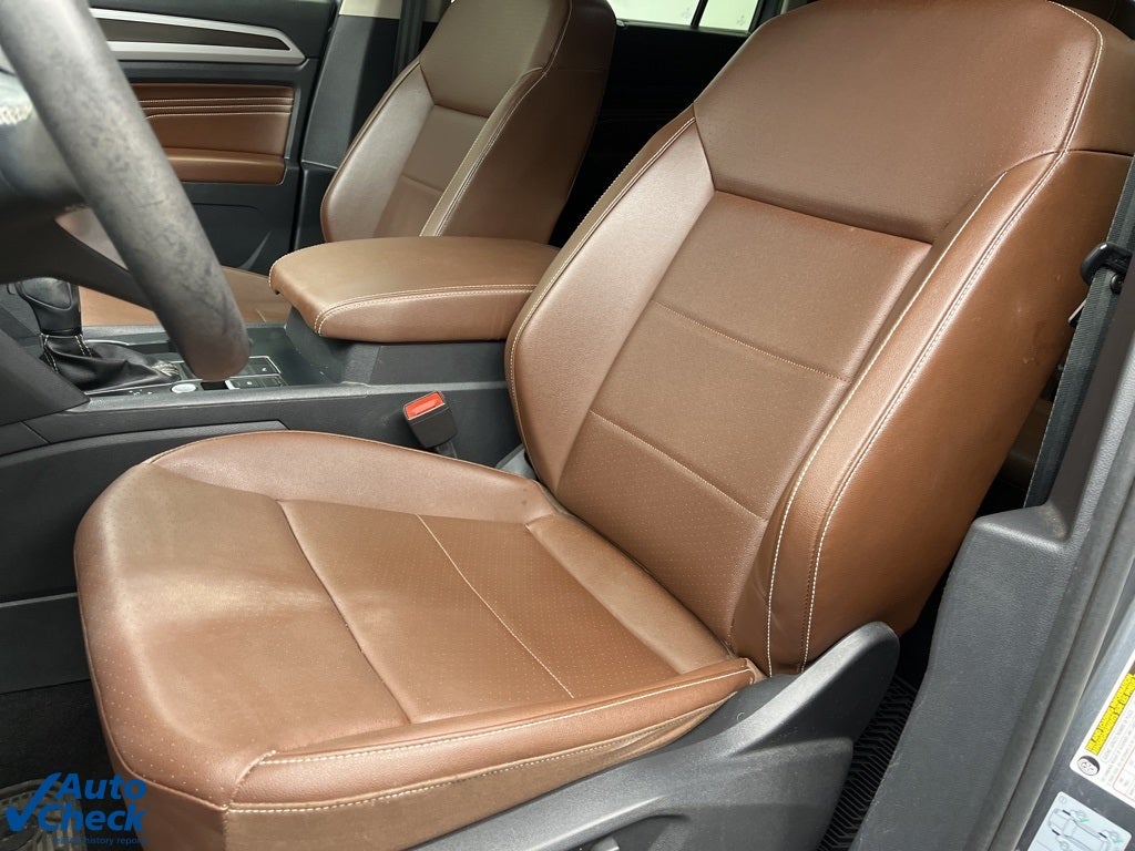 2021 Volkswagen Atlas 3.6L V6 SE w/Technology