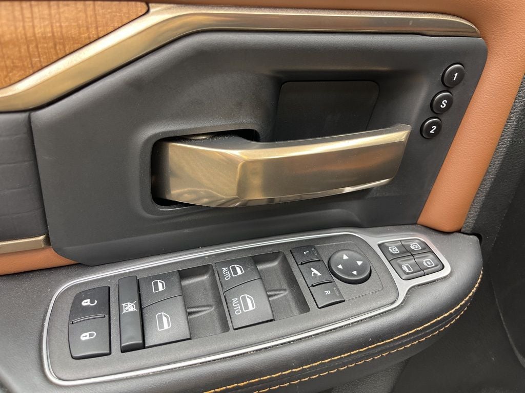 2024 RAM 3500 Laramie Longhorn