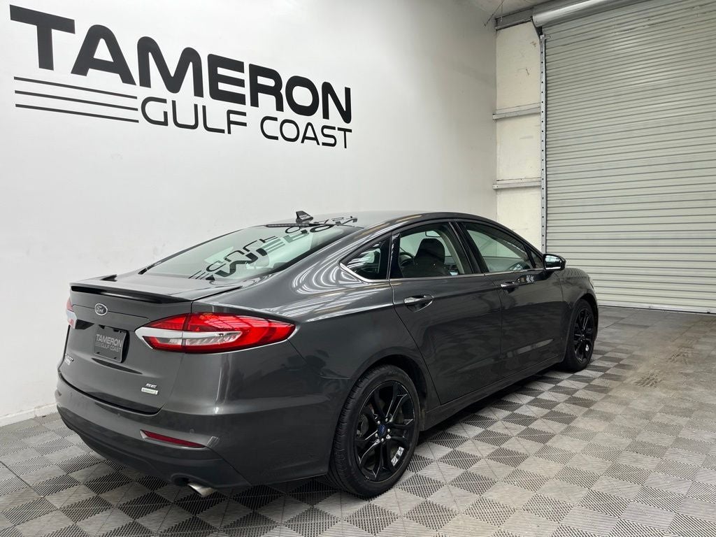 2020 Ford Fusion SE