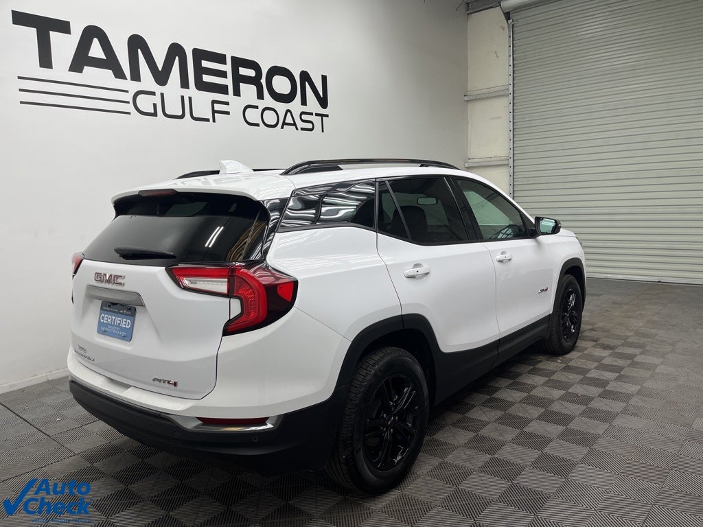 2023 GMC Terrain AT4
