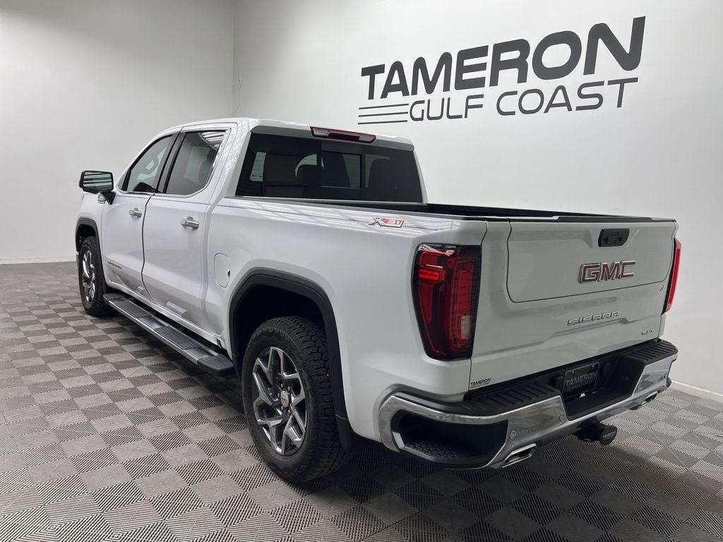 2025 GMC Sierra 1500 SLT