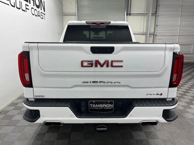 2023 GMC Sierra 1500 AT4