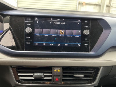 2024 Volkswagen Taos 1.5T SE SE