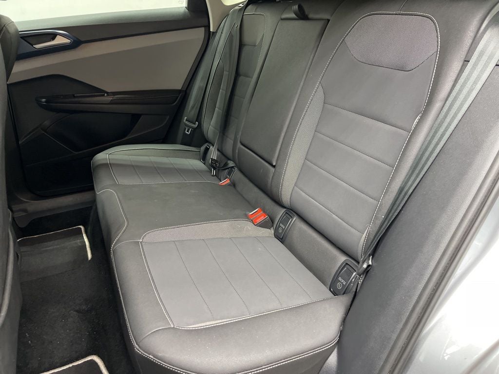 2024 Volkswagen Taos 1.5T SE SE