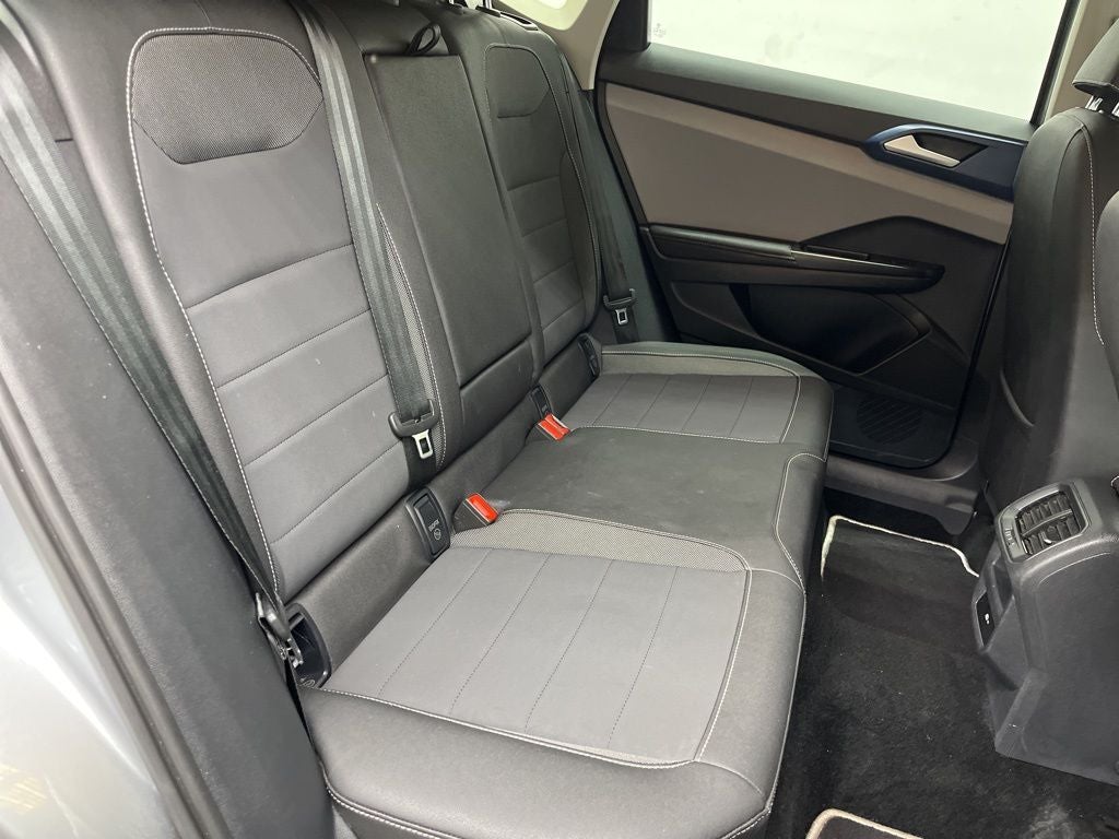 2024 Volkswagen Taos 1.5T SE SE