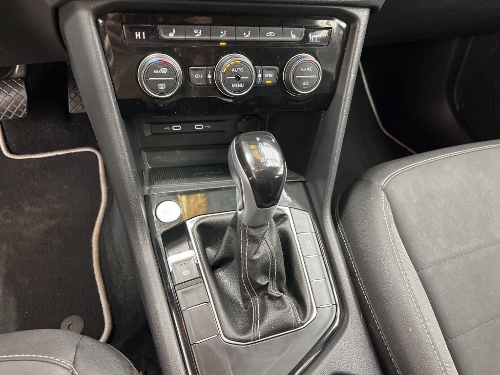 2024 Volkswagen Taos 1.5T SE SE