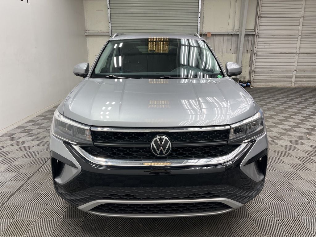 2024 Volkswagen Taos 1.5T SE SE