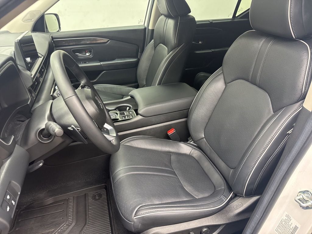 2025 Honda Pilot Elite