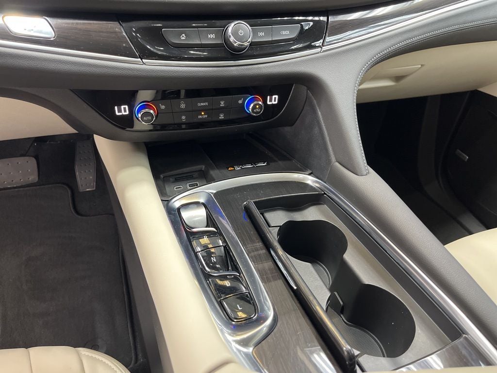 2024 Buick Enclave Essence