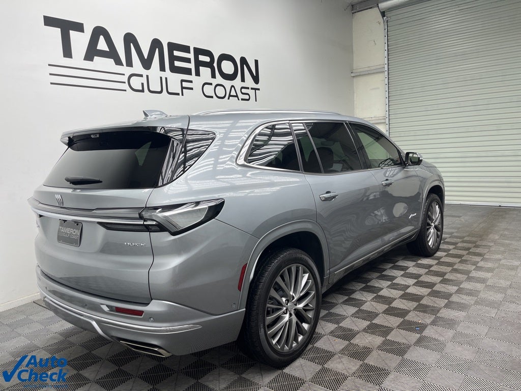 2025 Buick Enclave Avenir