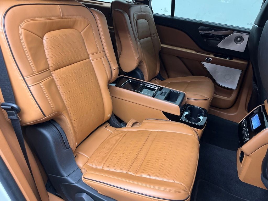 2022 Lincoln Aviator Black Label