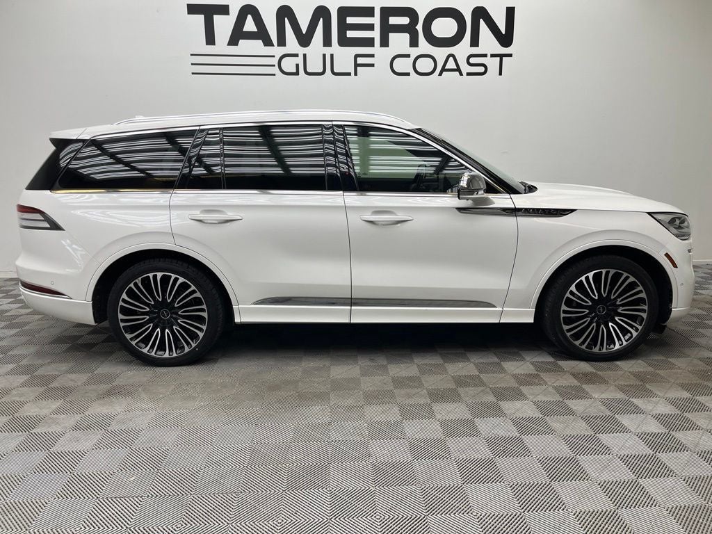 2022 Lincoln Aviator Black Label