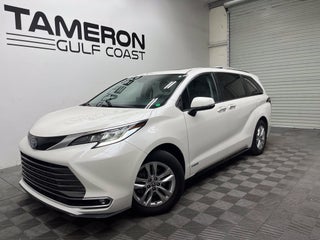 2021 Toyota Sienna Limited 7 Passenger