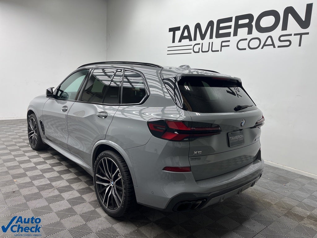 2024 BMW X5 M60i