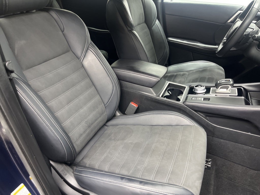 2024 Mitsubishi Outlander SE Black Edition w/Pano Roof