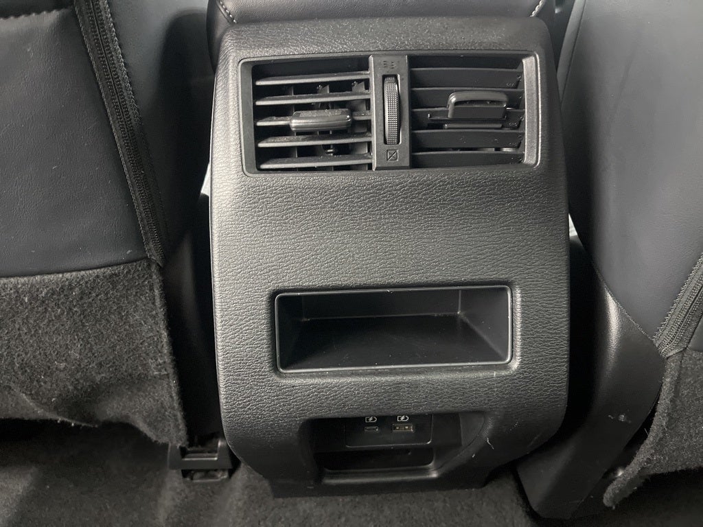 2024 Mitsubishi Outlander SE Black Edition w/Pano Roof