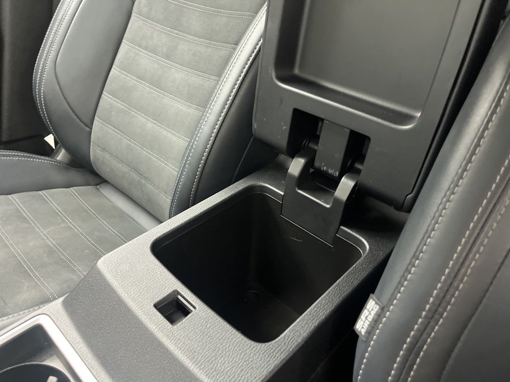 2024 Mitsubishi Outlander SE Black Edition w/Pano Roof